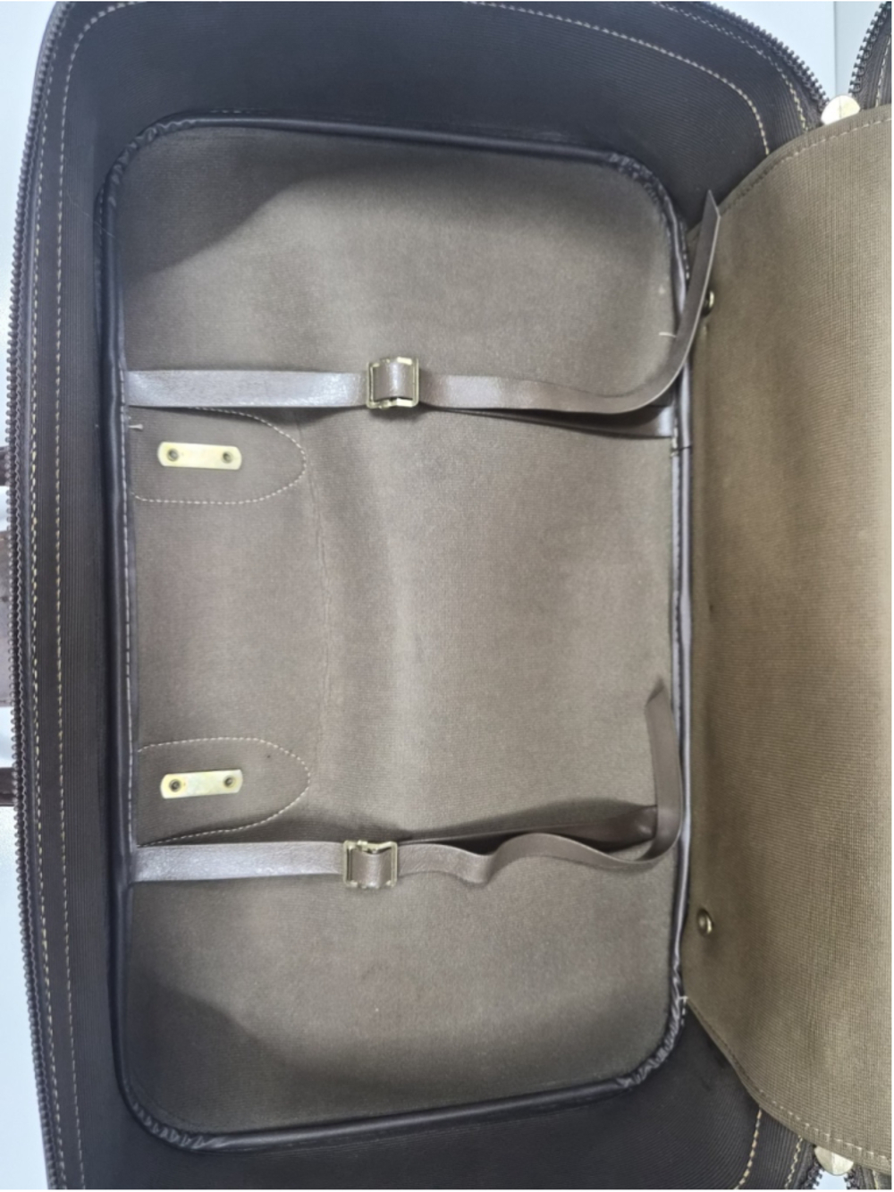 Vintage Invicta Leather Carry On Luggage Bag Brown Weekender Travel Suitcase - Picture 8 of 16